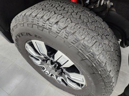 Used 2024 GMC Sierra 2500 Denali w/ Denali Reserve Package image 3