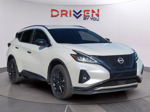 Used 2023 Nissan Murano SV w/ SV Midnight Edition Package FWD image 7