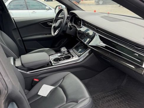 Used 2023 Audi Q8 Premium Plus w/ Premium Plus Package AWD/4WD image 8