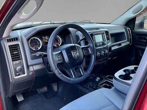 Used 2018 RAM 2500 Tradesman w/ Chrome Appearance Group AWD/4WD image 17