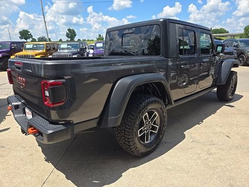 Used 2026 Jeep Gladiator Mojave AWD/4WD image 11