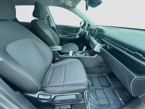 Used 2024 Hyundai Kona SEL FWD image 29