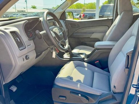 Used 2020 GMC Canyon W/T w/ Convenience Package RWD image 11