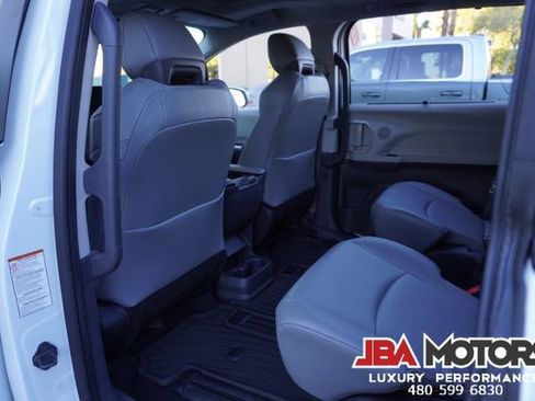 Used 2023 Toyota Sienna XLE image 62