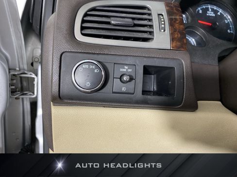 Used 2013 GMC Yukon XL Denali AWD/4WD image 23