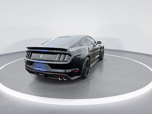 Used 2016 Ford Mustang Shelby GT350 w/ Track Package RWD image 8