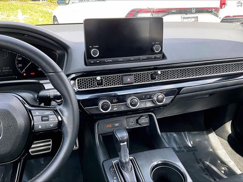 Used 2023 Honda Civic Sport image 7