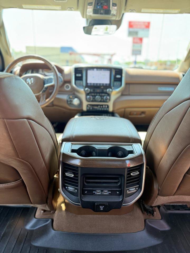 Used 2022 RAM 1500 Laramie AWD/4WD image 16