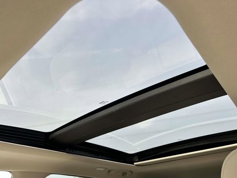 Used 2019 Nissan Murano Platinum image 14