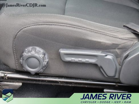 Used 2018 Jeep Wrangler Unlimited Sport AWD/4WD image 23
