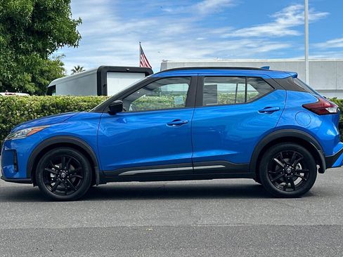 Certified 2023 Nissan Kicks SR FWD image 7