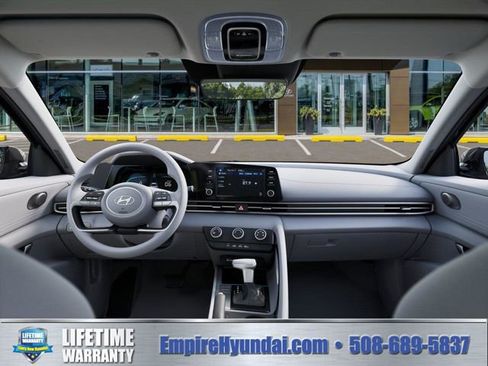 New 2026 Hyundai Elantra SE image 11