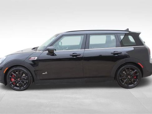 Used 2022 MINI Cooper Clubman John Cooper Works image 4