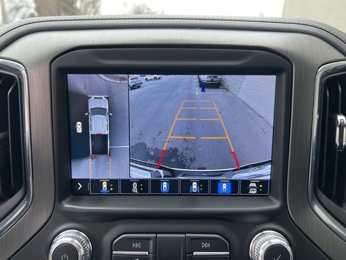 Used 2022 GMC Sierra 2500 Denali w/ Denali Ultimate Package image 19