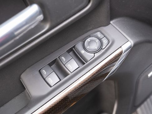 Used 2020 Chevrolet Silverado 1500 RST w/ All-Star Edition image 16