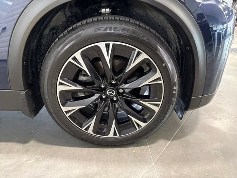 Certified 2024 MAZDA CX-90 Plug-In Hybrid w/ Premium Pkg AWD/4WD image 19