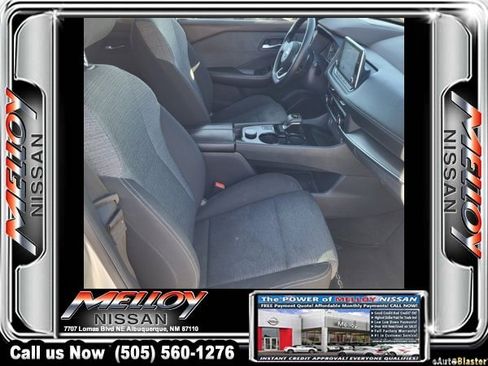 Used 2023 Nissan Rogue SV image 16