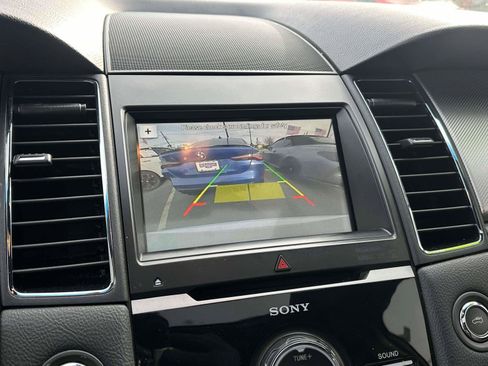 Used 2018 Ford Taurus SHO w/ Sho Performance Package image 28