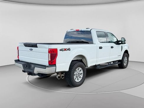 Used 2022 Ford F250 XLT AWD/4WD image 3