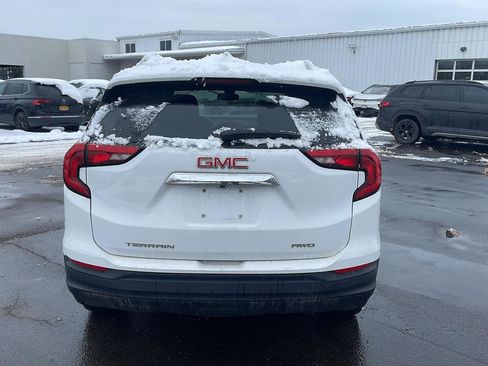 Used 2021 GMC Terrain SLE w/ Driver Convenience Package image 5