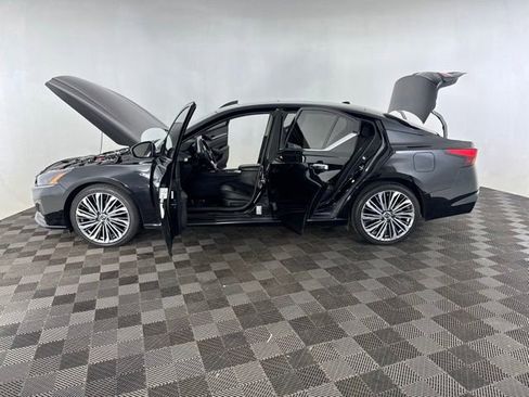 Used 2023 Nissan Altima 2.5 SL FWD image 11