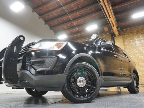 Used 2018 Ford Explorer 4WD Police Interceptor image 3