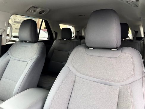 New 2026 Ford Explorer Active RWD image 14