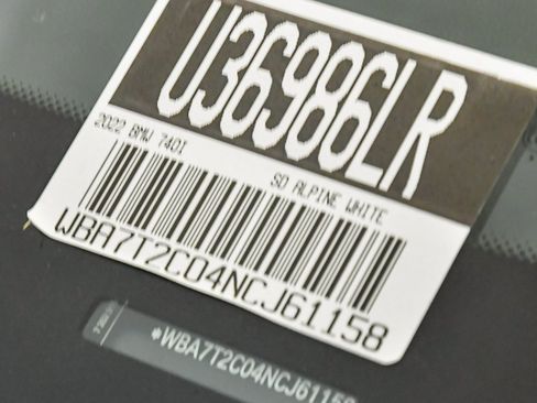 Certified 2022 BMW 740i w/ M Sport Package image 37