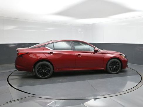 New 2026 Nissan Altima 2.5 SV w/ SV Special Edition Package image 11