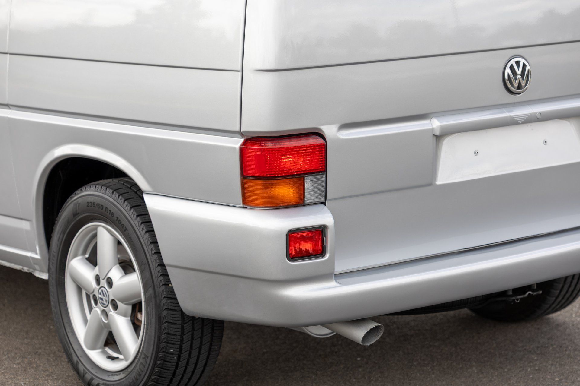 Used 2002 Volkswagen Eurovan MV FWD image 30