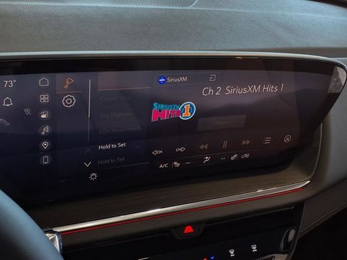 New 2025 Buick Envision Preferred image 2