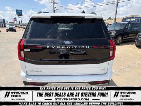 Used 2025 Ford Expedition Max Platinum AWD/4WD image 11