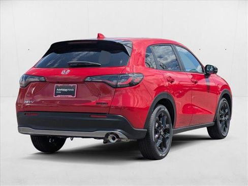 New 2025 Honda HR-V Sport image 2