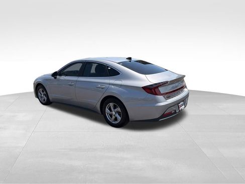 Used 2023 Hyundai Sonata SE FWD image 7