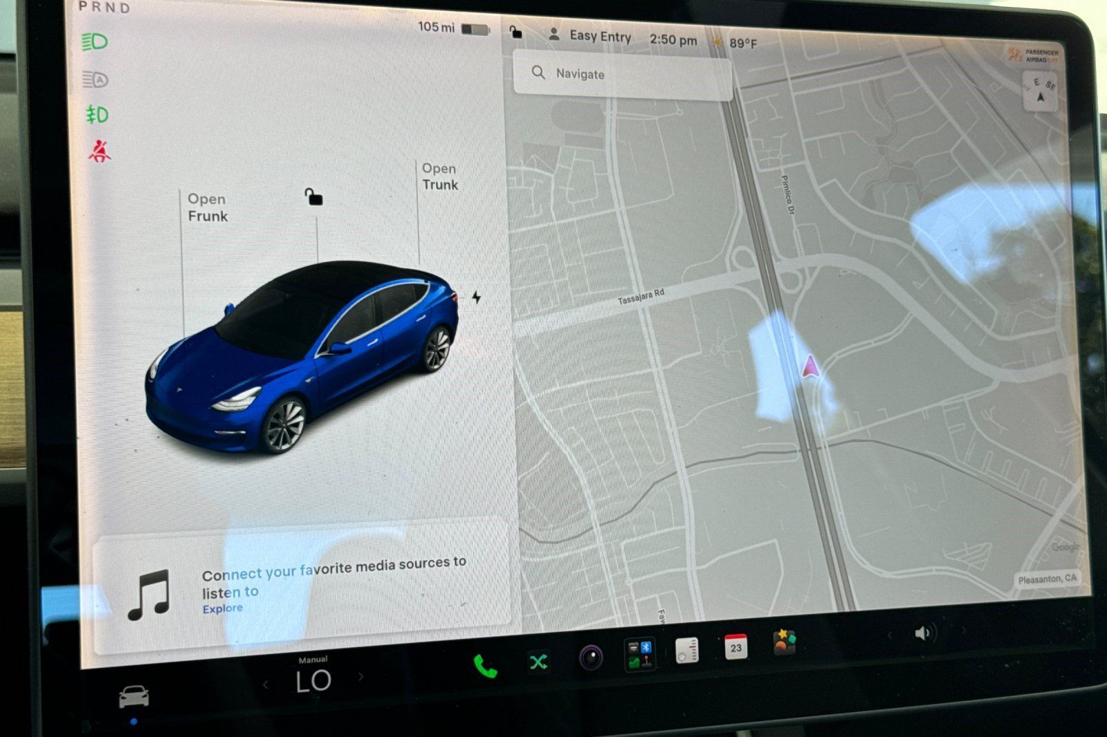 Used 2018 Tesla Model 3 Long Range RWD image 24
