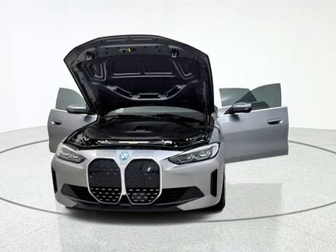 Used 2024 BMW i4 eDrive40 w/ Premium Package RWD image 13