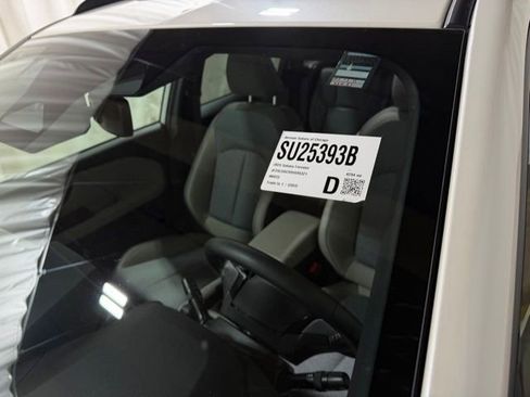 Certified 2025 Subaru Forester Premium AWD/4WD image 29