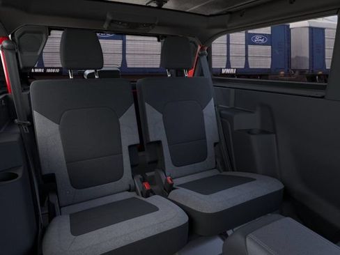 New 2026 Ford Bronco 2-Door w/ Sasquatch Package AWD/4WD image 11