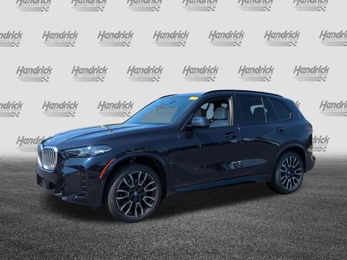 Used 2024 BMW X5 sDrive40i w/ M Sport Package RWD image 5