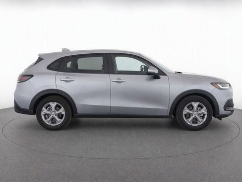 Used 2025 Honda HR-V LX image 8