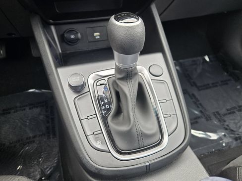 Certified 2023 Hyundai Kona SEL FWD image 17