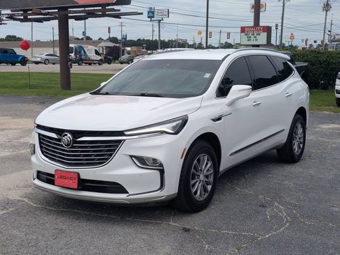 Used 2022 Buick Enclave Premium FWD image 3