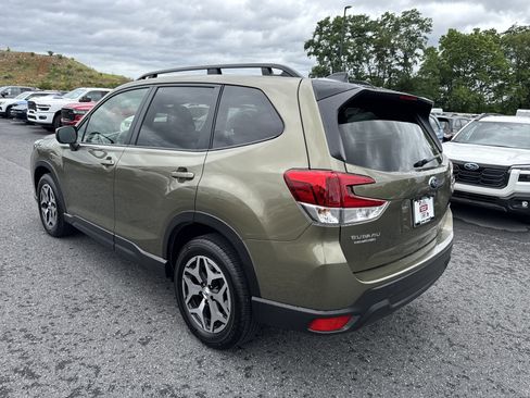 Used 2024 Subaru Forester Premium AWD/4WD image 27