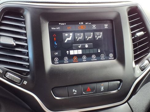 Used 2020 Jeep Cherokee Latitude Lux w/ Quick Order Package 26H Lux AWD/4WD image 6