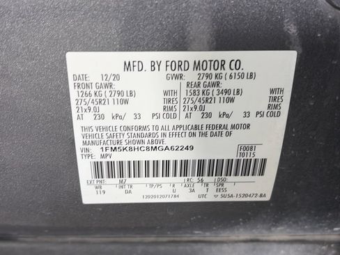 Used 2021 Ford Explorer Platinum w/ Equipment Group 601A AWD/4WD image 9