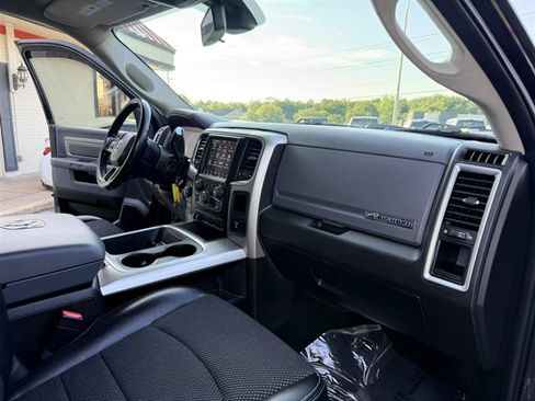 Used 2018 RAM 2500 Big Horn AWD/4WD image 12