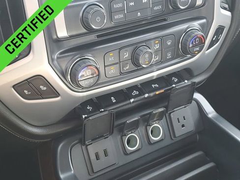 Used 2017 GMC Sierra 1500 SLT w/ SLT Premium Package AWD/4WD image 18