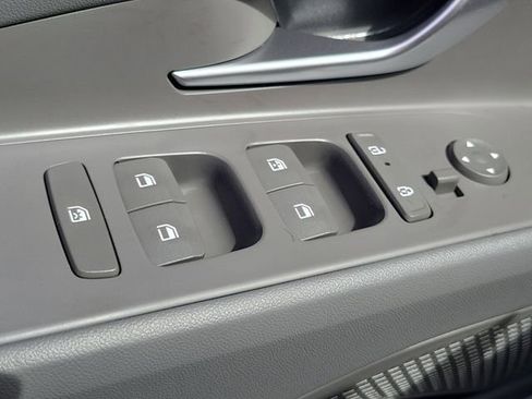 New 2026 Hyundai Elantra Sport FWD image 17