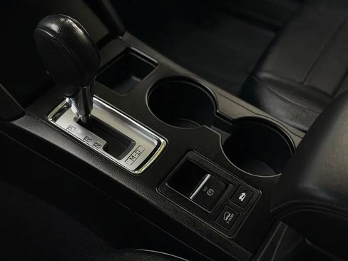 Used 2018 Subaru Outback 2.5i Premium image 41