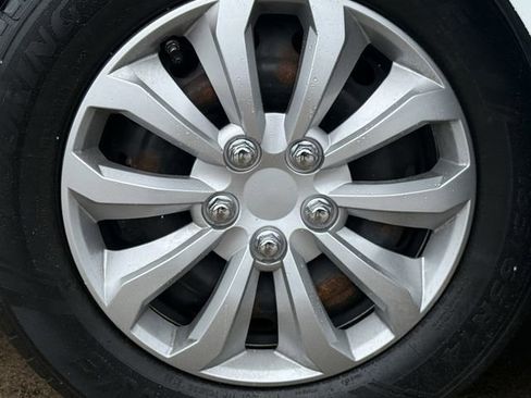 Used 2017 Hyundai Accent SE FWD image 12